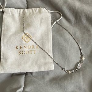 Kendra Scott necklace